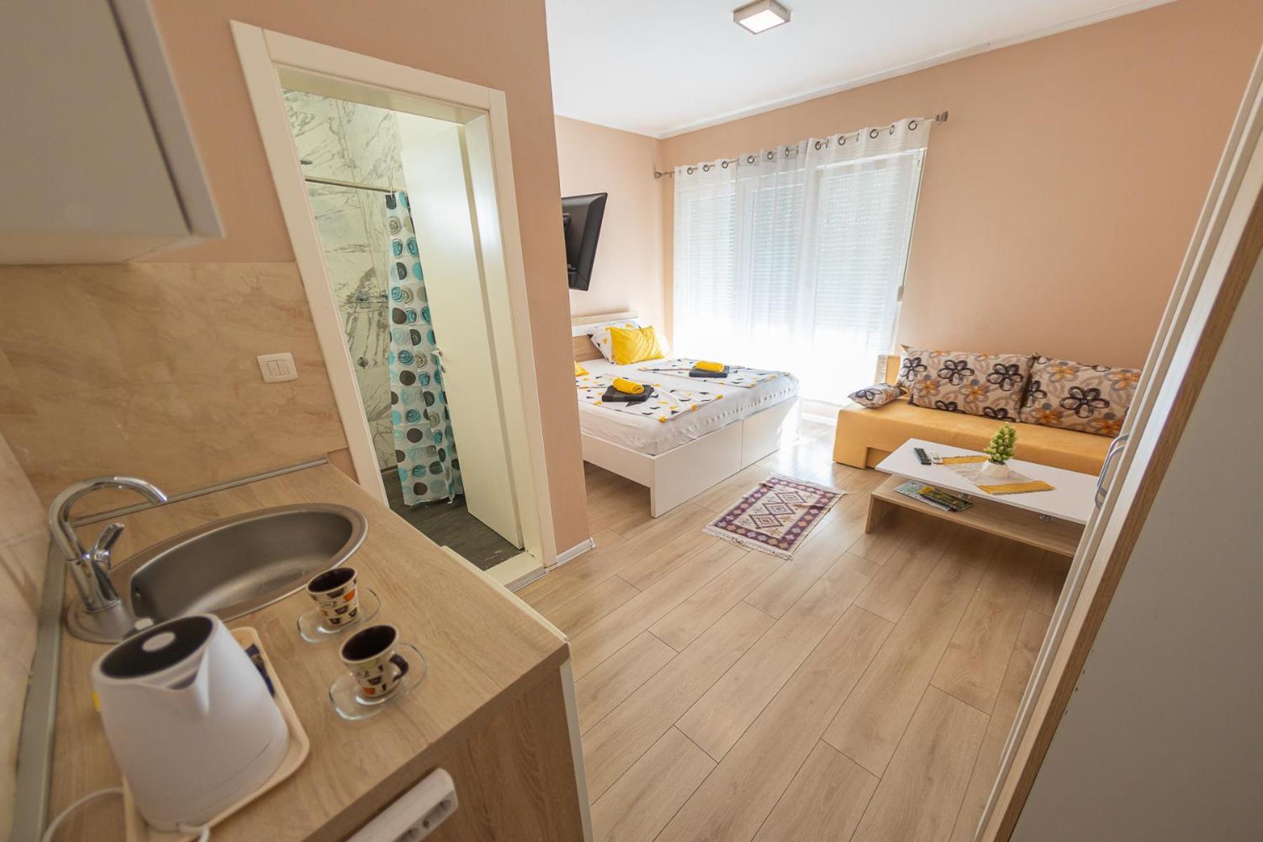 מוסטר Kaldrma Guesthouse מראה חיצוני תמונה