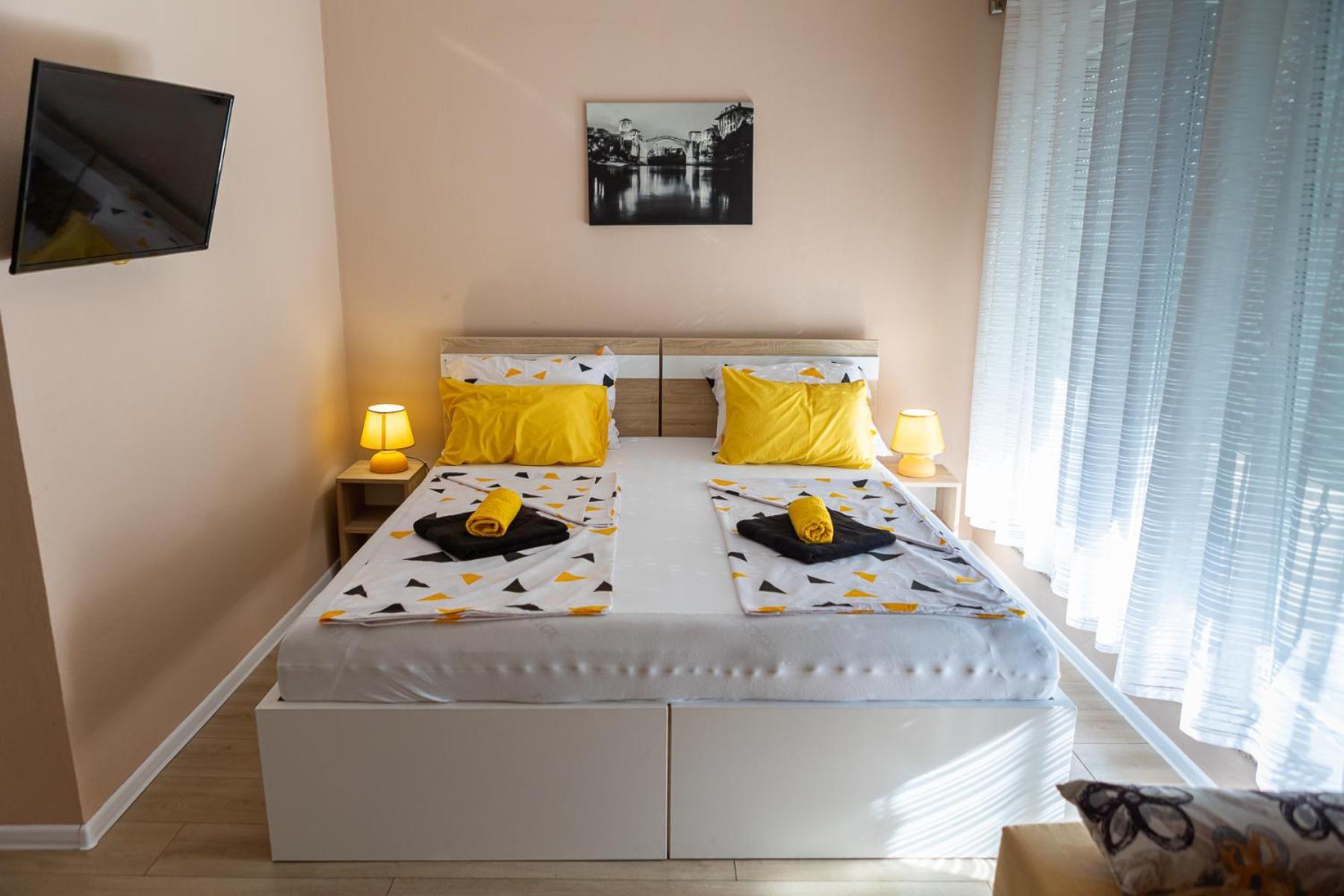 מוסטר Kaldrma Guesthouse מראה חיצוני תמונה