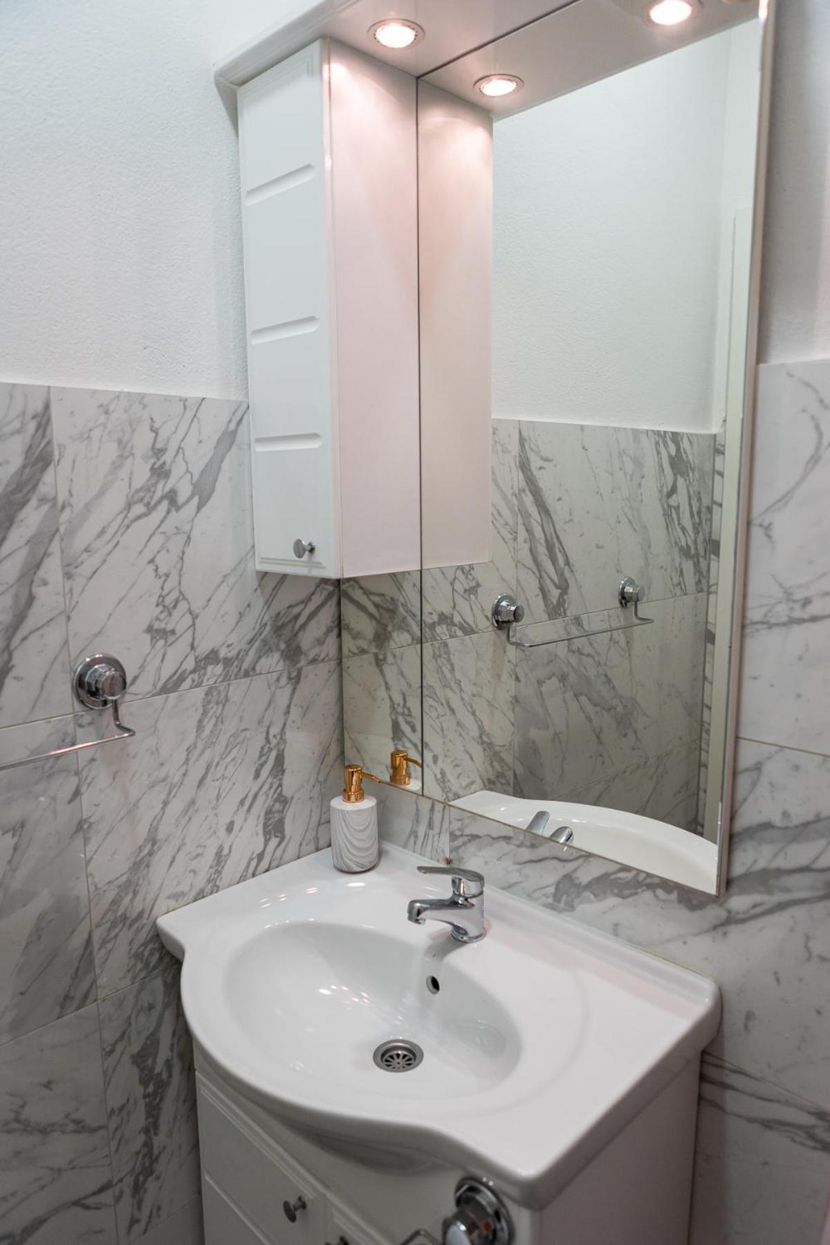 מוסטר Kaldrma Guesthouse מראה חיצוני תמונה
